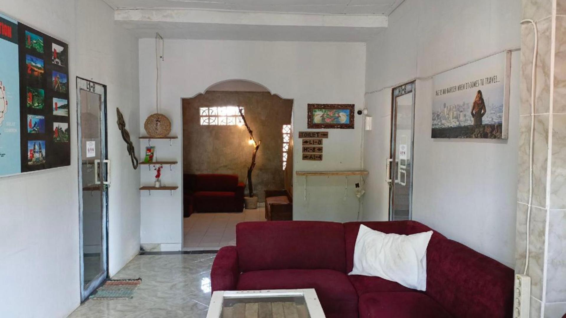 Local Hostel Amed Exterior photo