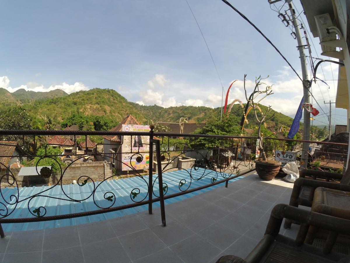 Local Hostel Amed Exterior photo