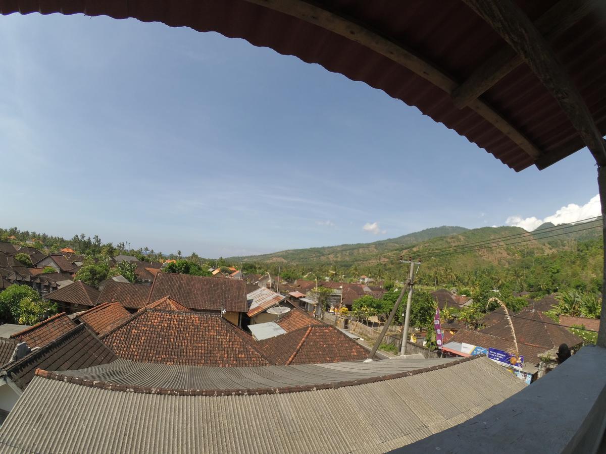 Local Hostel Amed Exterior photo